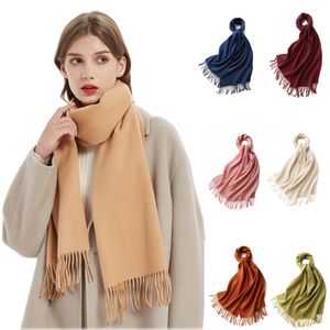 Bufanda de cachemira de invierno de diseñador para mujer, bufandas de lana auténtica de lujo para hombre, bufandas con borlas, chales lisos de Color liso