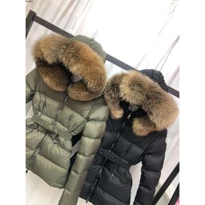 Designer Winter Downs Vestes Femme Blanc Down Down Merkas Goie Hoody Whit E Marcher d'étiquette Femme Parka FUR Vêtements chauds