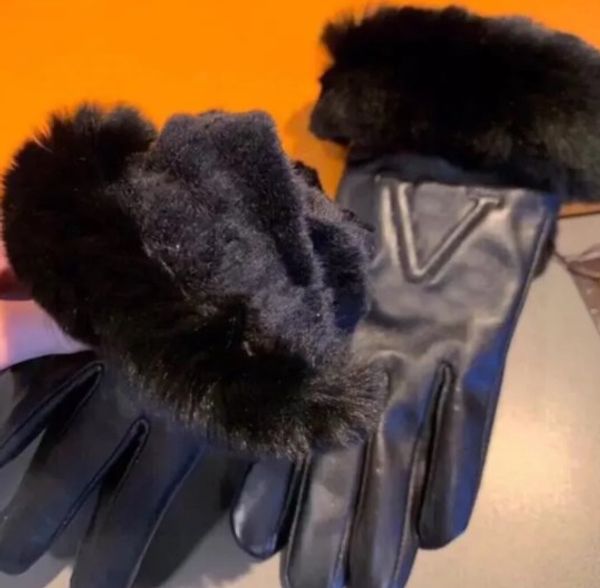 Gants d'hiver de designer pour femmes Mode Cuir noir avec fourrure de lapin Cachemire à l'intérieur du gant de conduite Dames Écran tactile Cuirs chauds épais