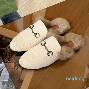 Designer -Hiver Luxe Lambswool Femmes Pantoufles Mode Cher Femmes Plat Teddy Slipper Scarpe Haute Qualité Lady Warm Mule Casual