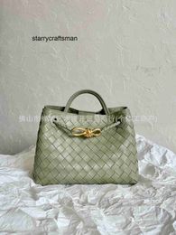 Sac à main de créateur pour femme Andiamo Andiamo Old Money Style Sac à main classique pour femme en cuir véritable avec bouton octogonal de haute qualité LFG3