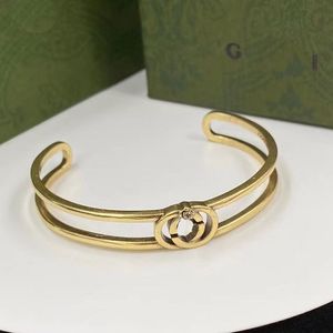 Designer Woman Retro Open bracelet Réglable en laiton matériel niche design mode tendance bracelet