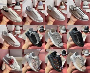 Designer Woman Shoe Leather Lace Up Men Fashion Platform Outdoor Sneakers White Black Heren Dames Luxe Velvet Suede Casual schoenen Chaussures de Espadrilles 35-46