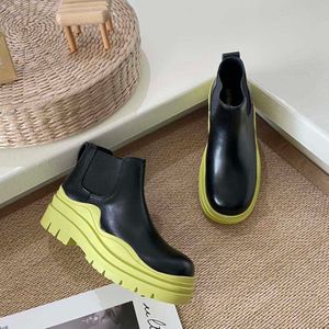 Designer Femmes Australie Boot Mode Anti-Slip Plate-forme Bootie En Cuir Véritable Cristal En Plein Air Martin Cheville Hiver Automne Semelles Colorées NO423