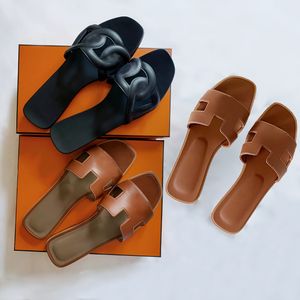 Designer Dames Strandslippers Sandalen Slippers Slippers voor Dames Dames Zomer Casual Mode Luxe Klassiek Plat Leer Effen Huis Mlues Schoenen Oranje Huid