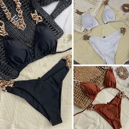 Designer Women Bikini Set Sexy Lady Lady Chain Swimwear Clothing Girl Casual Lace Up Swimsuit Fashion Classic Beach Swim Suit Bathing Suit Thongs Top Bra Biquini