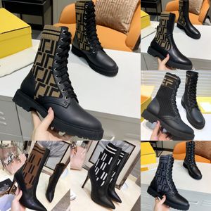 Designer Femmes Bottes Bottines Bottines Martin Bottines d'hiver Chaussures tartan Stretch Talon Haut Sneaker Chelsea Moto Riding Femme Bottine