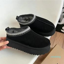 Diseñador Mujer Botas Piel Piel de oveja negra Mulas mujer Ultra Mini plataforma Bota Zapatos Gamuza Confort superior Otoño Invierno Tobillo Botines Australie