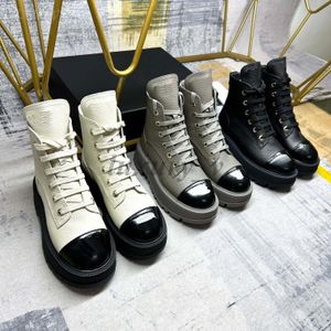 Botas de diseñador para mujer, botas de plataforma con cordones, botas de piel de cordero con hebilla, zapatos de cuero negro de piel de becerro, botines de motocicleta para mujer