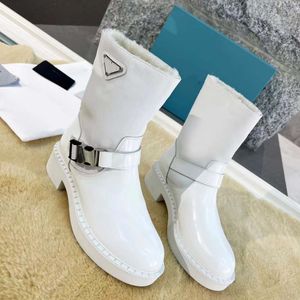 Designer Femmes Boots Spring Monolith Cuir Matte Détachable Poux de nylon Détaches Chaussures de combat en nylon