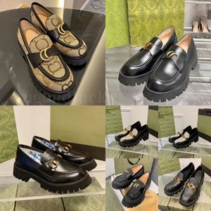 Diseñador de mujer zapato casual plataforma mocasines con suela de orejeta con hebillas de metal de caballo suelas gruesas mujer dama niña zapatos casuales de cuero de lujo