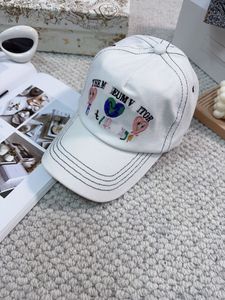 Ontwerper Dames Geborduurde Baseball Cap Vrouwelijke Zomer Casual het Museumbezoek Neem Bescherming Zonnehoed