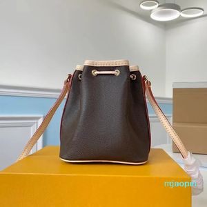 Designer Femmes Fashion Sofing Sacs Crossbodybags Hands Purses Couber Messager Messenger Sac à bandoulière Mini Cross Body Tote Femme