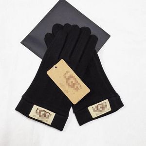 Women's Genuine Sheepskin Leather Gloves Winter Waterproof Riding Plus Velvet Thermal Fitness