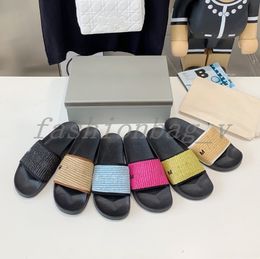 Designer Dames Platte Slippers Stro Flats Polar Fleece Platte Schoenen Gebreide Borduurwerk Slide Color Block Print Schoenen Teen Flip Flops