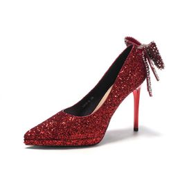 Designer Femmes Chaussures à talons hauts Red Botts brillants Red Talons minces Black Nude Patent Le cuir femme Pompes avec sac à poussière Affizage Plateforme classique Classic Bow Talons Sandales