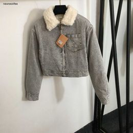 giacca da donna firmata abbigliamento di marca per cappotto autunnale da donna moda ricamo logo tasca soprabito da ragazza a maniche lunghe 26 dicembre