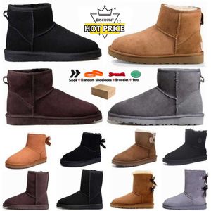 Designer Femmes Bottes en cuir Braid Comfy Australie Bottes Uggliss Daim en peau de mouton court mini nœud kaki noir blanc rose baskets marine avec boîte