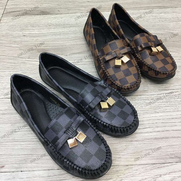 Livraison gratuite Designer Femmes Mocassins Robe Chaussures Vintage Brown Checker Bow Mocassins Appartements Ballet Sandal Mules matelassées avec du matériel en or Plate-forme de luxe Taille 35-41