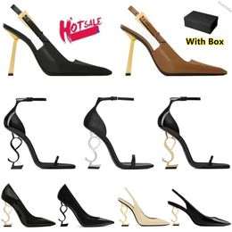 Diseñador Mujeres zapatos de vestir de lujo zapatillas de sandalia tacones altos de cuero de patente tono dorado triple negros nuede mujer sandalias sandalias bisquecedor de la fiesta con caja