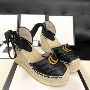 Designer Women Matelasse Platform Sandal Leather Platform Espadrille Fashion Céde de mode Grass de sandale tissé HEURS HEEL CUILLE CUIR TIME 35-41