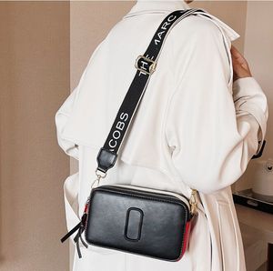 Designer Vrouwen Nieuwe 2023contrast Kleur Kleine Vierkante Tas Trend Brief Enkele Schouder Messenger Bags Groothandel Retail 20-12-7cm