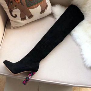 Femmes Designer sur les bottes au genou dame sexy chelsea butin talons hauts femmes cheville bottines courtes bout pointu luxe strass pompes bas avec boîte