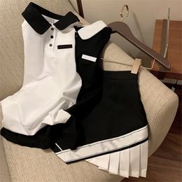 Designer dames polo blouse shorts luxe contrast kleur korte mouw tops witte zwarte shirts elegante zomer jongedame meisje blouse polos geplooide shorts outfits
