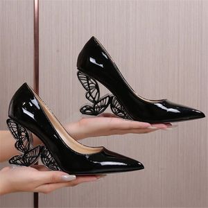 Designer Femmes Escarpins Pointus À Étranges Talons Hauts Papillon Talon Robe De Mariée Chaussures En Cuir Verni Valentine Stiletto