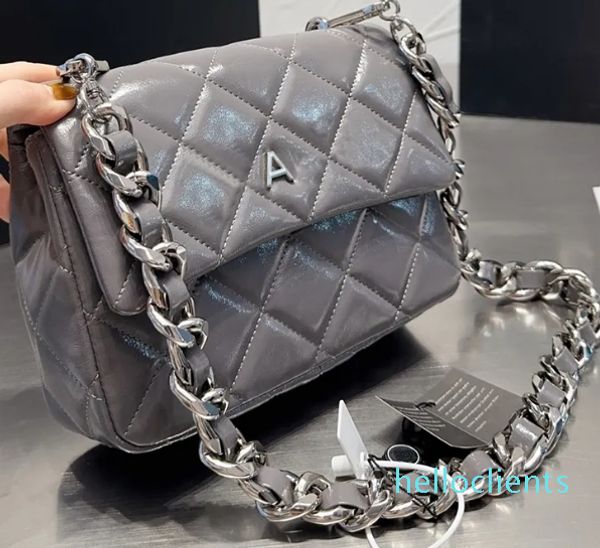 Diseñador Mujer Acolchado Solapa Bolsa de hombro Francia Marca de lujo Canal Diamante Celosía Aceite Cera Bolsos de cuero Señora Plata Gran tejido Cadena Correa Bolsos cruzados