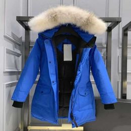 Designer feminino jaqueta de moda canadense marca de moda ganso casaco longo grande bolso gola de pele térmica superior feminino outono e inverno à prova de vento roupas de casal k052