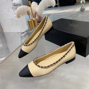 Chaussures habillées de créateur pour femmes printemps et automne chaussures simples décontractées fashion ballet chaussures chaussures de bateaux plats noirs de femme