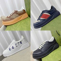 Designer Plate-forme Sneaker Hommes Femmes Rétro En Relief Sneaker À Lacets De Mode En Cuir Casual Chaussures Multicolore Véritable Broderie Classique Trainer Chaussures Avec Boîte 334