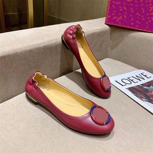 Chaussures de louche à talon plat pour femmes de créateurs Chaussures de ballet de marque à la mode en cuir à semelle souple Boucle à lacets simples Chaussures habillées Chaussures de conduite plates confortables travail Boîte à lacets