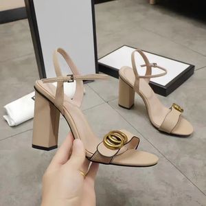 Diseñador Sandalias de tacón alto para mujer Fiesta de cuero Moda Metal Doble hebilla Verano Diseñador Sexy Peep-toe Zapatos de vestir de tacón grueso para mujer Tacones altos 10 cm