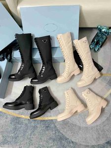 Designer dames leren laarzen herfst winterlaarzen merk veterschoenen platte mode laars met