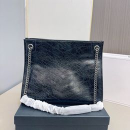 Sac à bandoulière Niki de luxe pour femme, sac de banlieue de grande capacité de 34 cm, style vintage en cuir avec matériel artisanal de haute qualité