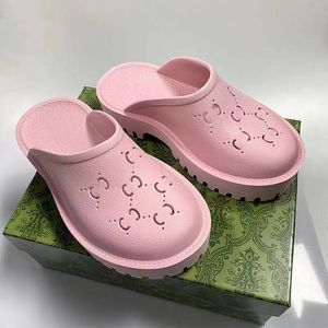 Designer damesplatform geperforeerde slippers sandaal zomerschoen top dames strand slippers witte roze hoge hakhoogte 5 cm maat eu3-42