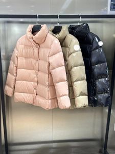 Abrigos acolchados de diseñador para mujer, chaqueta de plumas, insignia bordada, calidez de invierno, abrigos acolchados para mujer, abrigo de invierno con cuello de lana