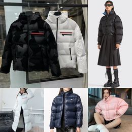 Designer Femmes Puffer Jacket Mens à capuche vers le bas Prad Veste Coupe-vent à manches longues Vêtements d'extérieur Causal Épais Chaud Tops Multicolore Outwear Automne Femmes Manteau court