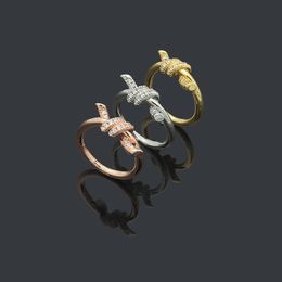 Designer Women's Rope Knot Ring Luxury Ring Zirconia Fashion Ring Classic Jewelry 18K Gold Plated Rose Wedding Wholesale Réglable avec Box