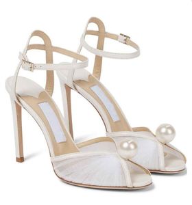 Designer dames sacaria sandalen schoenen vrouwen witte parels hoge blok hakken gebikte enkelband peep teen gladiator pumps eu35-43 met doos