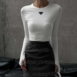 Designer dames t -shirt Instagram -stijl 2024 Spring nieuwe ronde nek lange mouwen bodem met een strakke vaste kleur sexy jumpsuit voor vrouw T -shirt tops