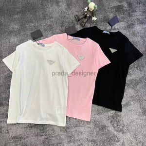 Designer Women's's T-shirt Leisure Fashion Brand à manches courtes Matchage en vrac trois triangle standard T-shirt rond T-shirt Summer Summer