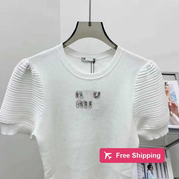 T-shirt Femme Designer MIU Home Summer New Nail Drill Manches courtes Col rond Slim Fit Solid Knit Top Heavy Industry Lettre Spicy Girl Style 1BXU