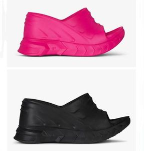 Designer dikke dikke platform slippers rubber verhoogde super dikke zool slippers geopend teen slippers slijtage niet-slip sandalen strand dikke zolige slippers