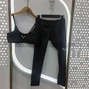 Los chándal para mujeres de diseñador Fitness Align Align Sportwear Gym Gym Wear Yoga Set Hollow Out Shorts Leggings Lady Fashion Sportswear Suits de yoga