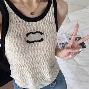 Designer dames t -shirt camisole vest gebreide trui voor dunne zomerontwerp voor dames met een mouwloze top voor zowel binnen- als buitenste slijtage