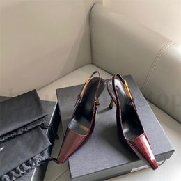 Diseñador Sandalias de mujer Zapatos de tacones altos Tacones puntiagudos de lujo Zapatos de charol Zapatillas de tacón de moda Zapatos para mujer Hebilla de noche