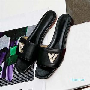 Designer dames sandalen damesglaasjes open teen echt lederen flatform wide-band vamp vamp buiten strand platte slipper maat 34-44